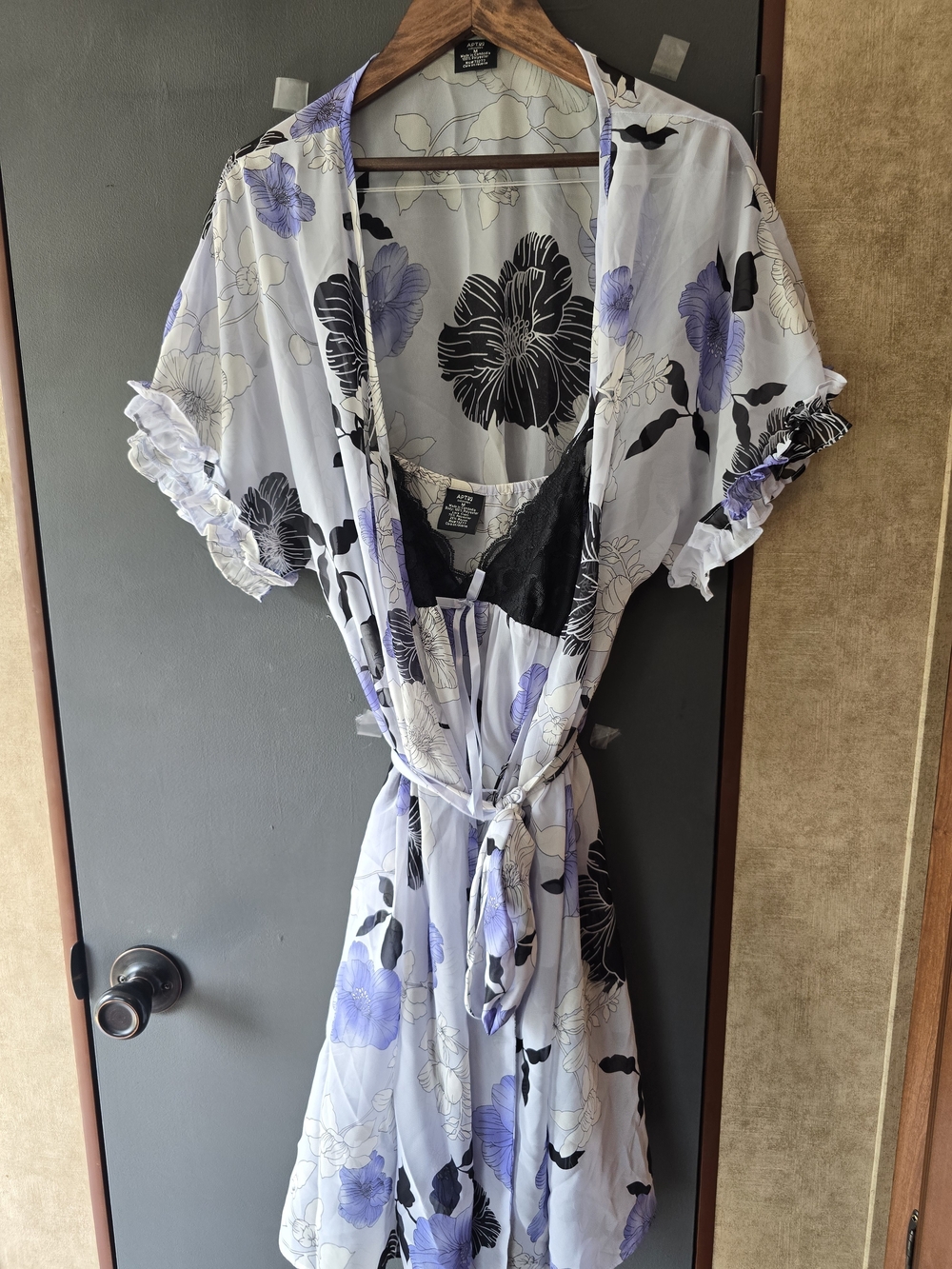 Lavender & Black Floral Sheer Wrap Robe With Matching teddy Sleeper